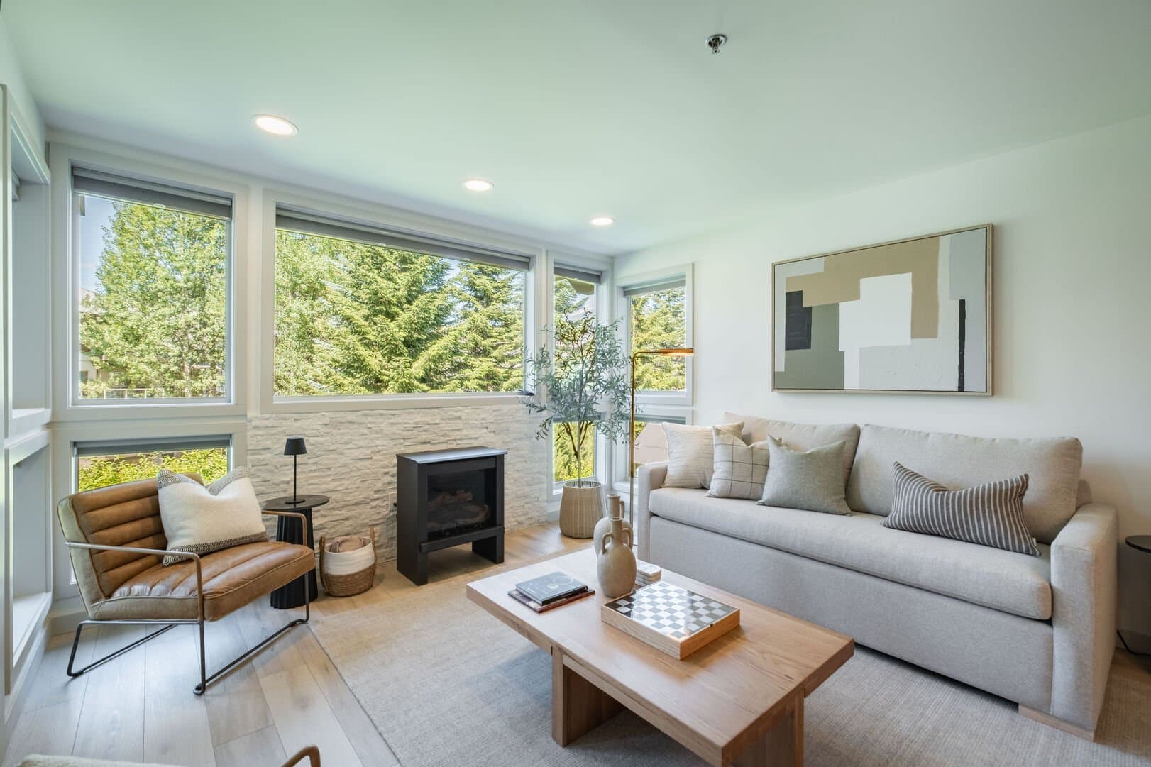 Greystone Lodge 220
